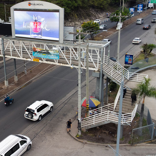 Estructuras para puentes vehiculares y peatonales